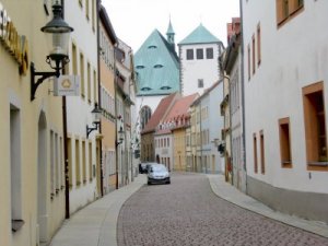 Altstadt-Strasse; Klick: vergrößern